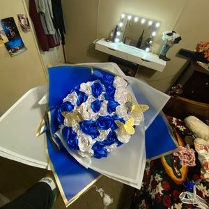 60 internal rose bouquet